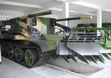 Armored minerydning køretøj